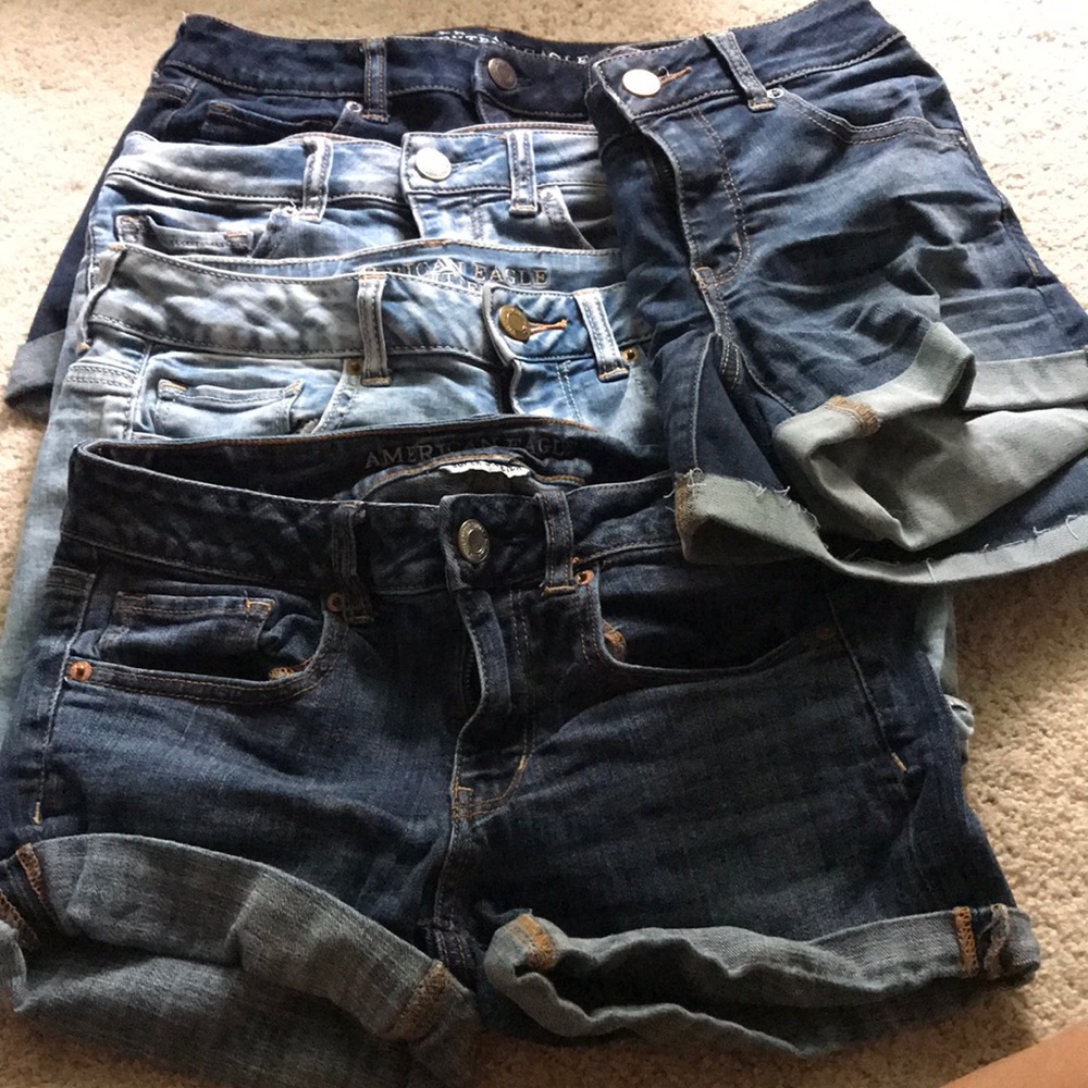 American Eagle Jean shorts lot size 6